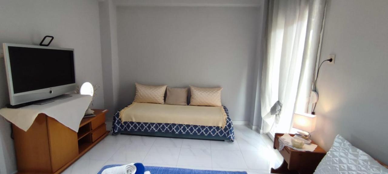 Little Hause Hotel Psakoudia Exterior foto