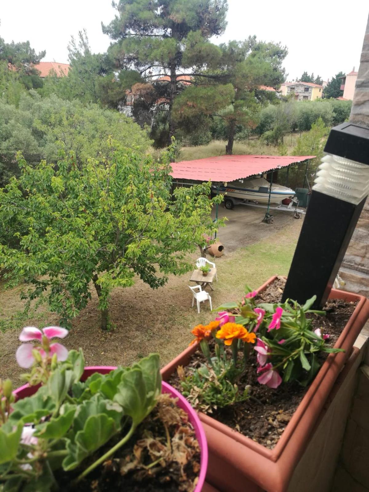Little Hause Hotel Psakoudia Exterior foto